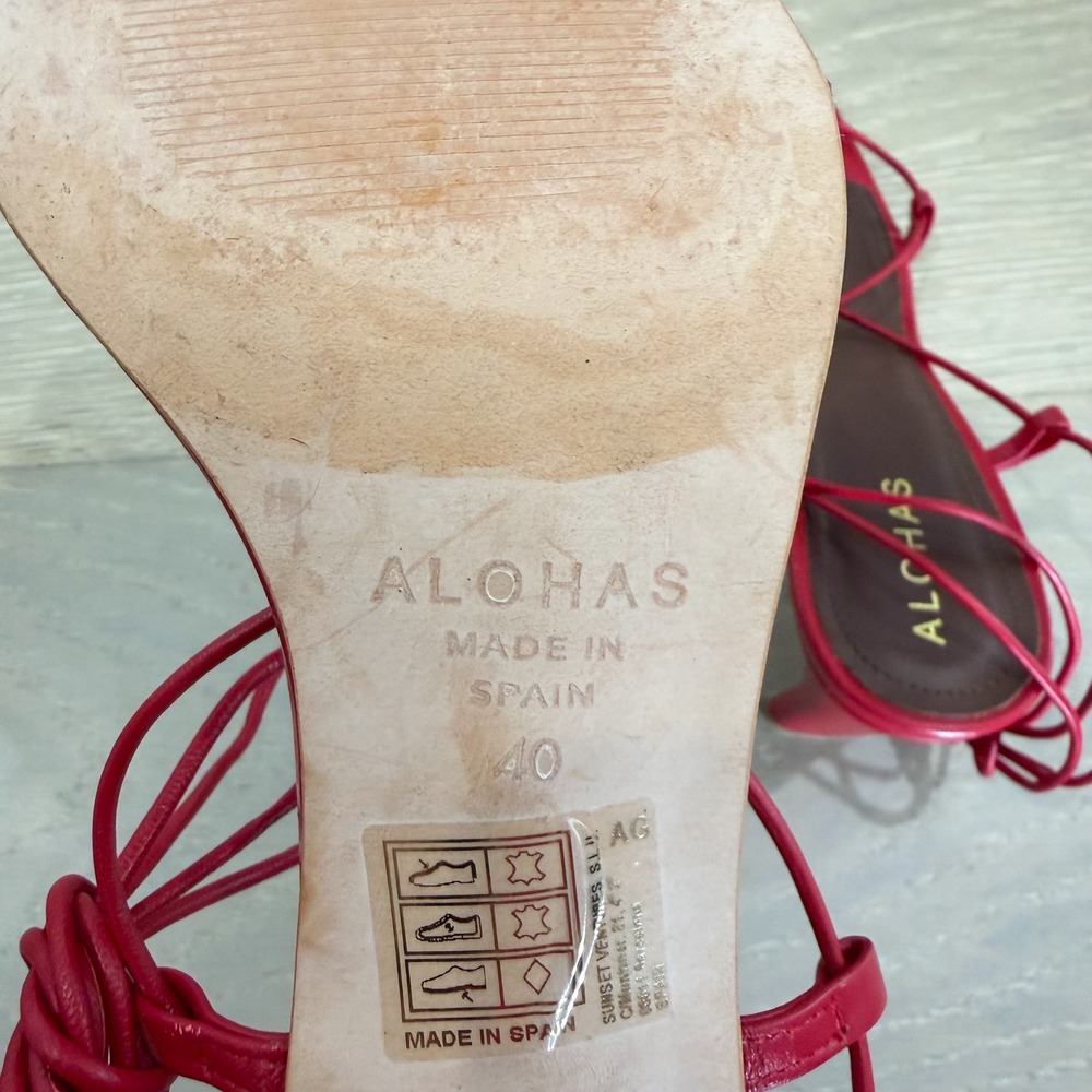ALOHAS Red Lace-Up Square-Toe Sandal - Picture 8 of 10